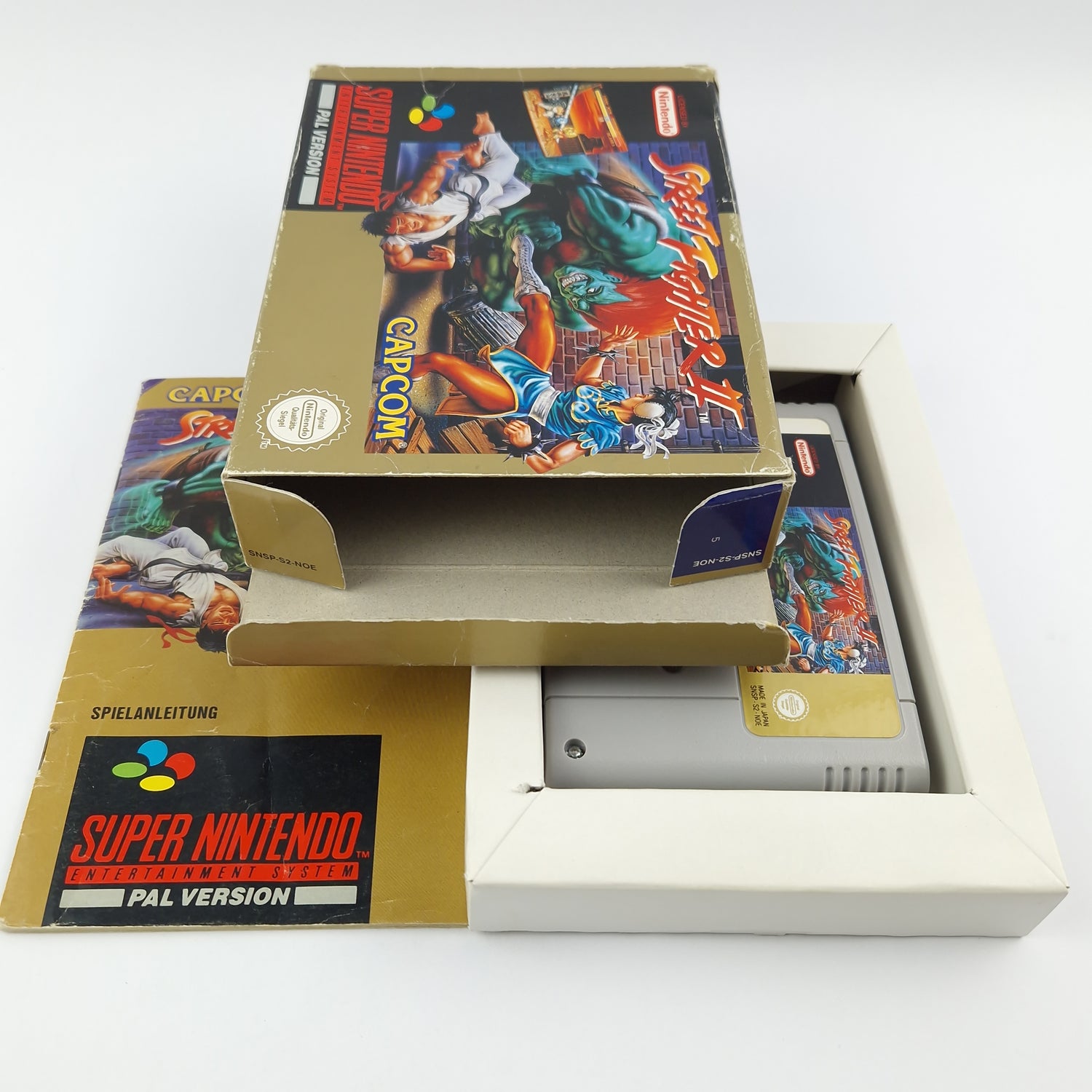 Super Nintendo game: Street Fighter II - Module instructions OVP cib / SNES PAL