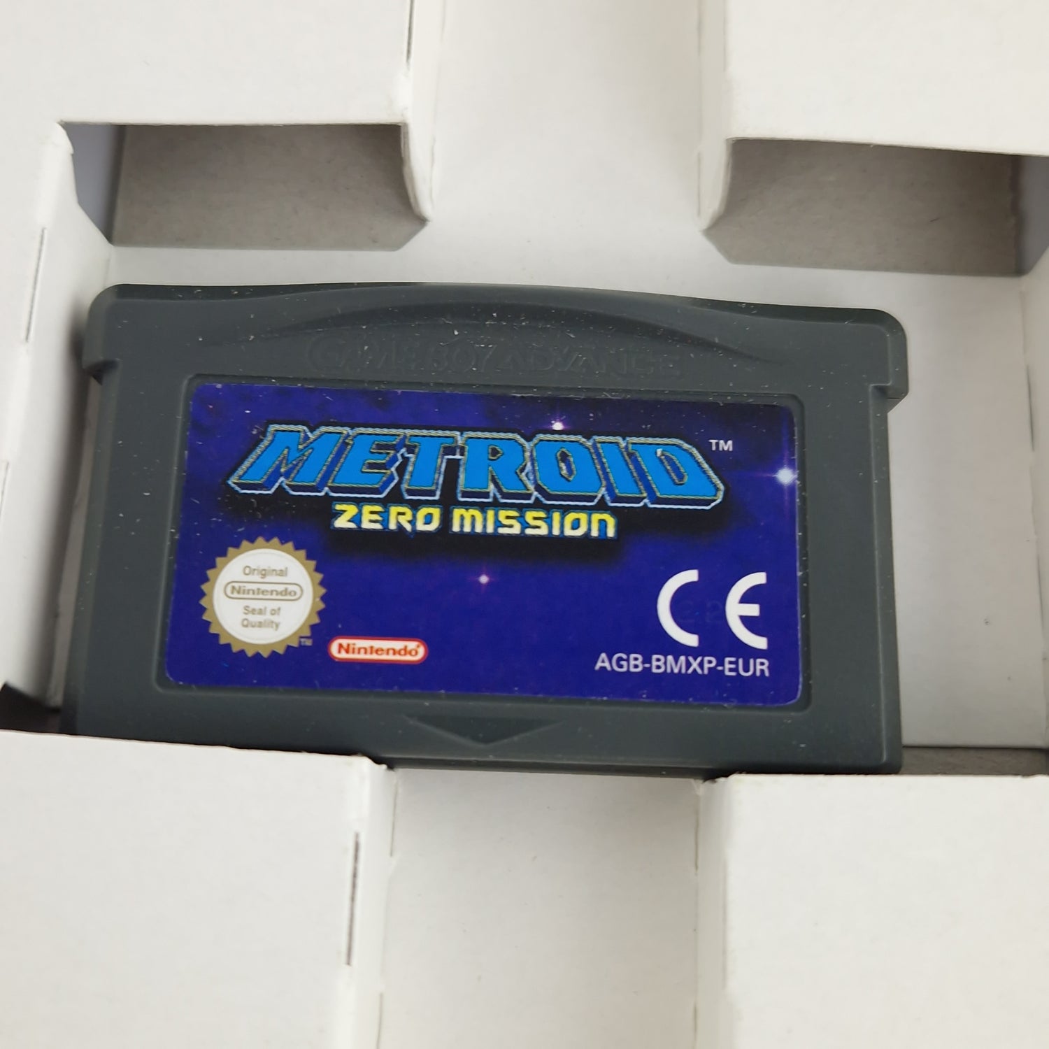 Nintendo Game Boy Advance Spiel : Metroid Zero Mission + Nintendo Power Guide