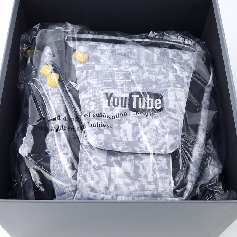 100.000 Abonnenten Geschenk an bekannten Youtuber - Rucksack Travel Bag NEU