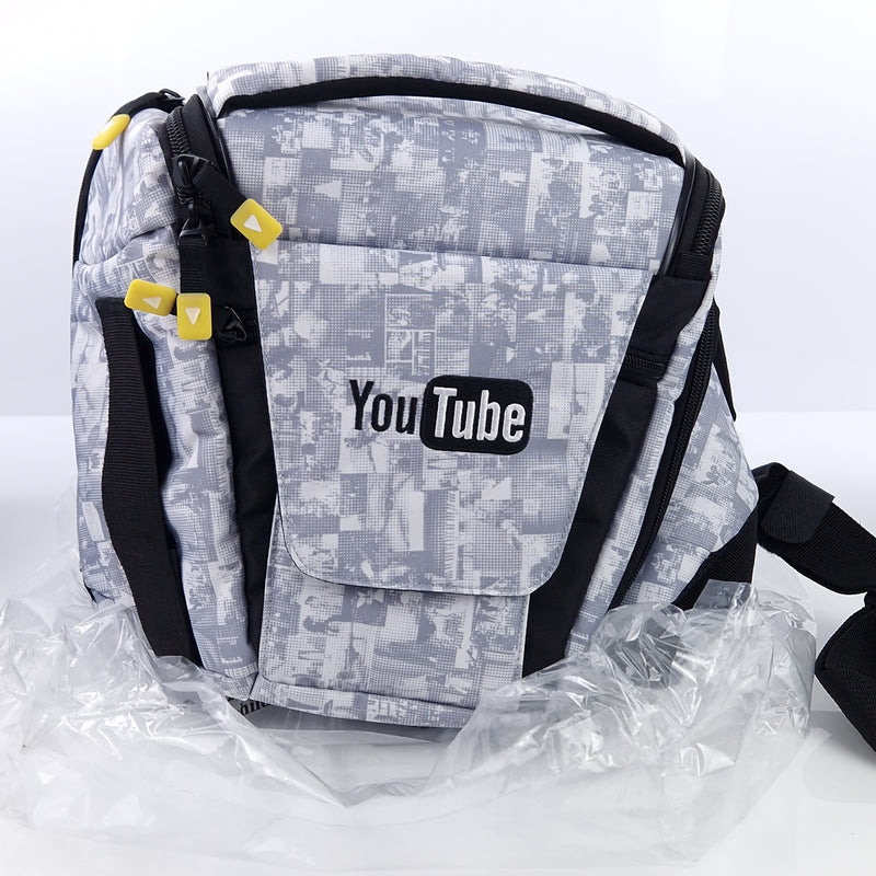 100.000 Abonnenten Geschenk an bekannten Youtuber - Rucksack Travel Bag NEU