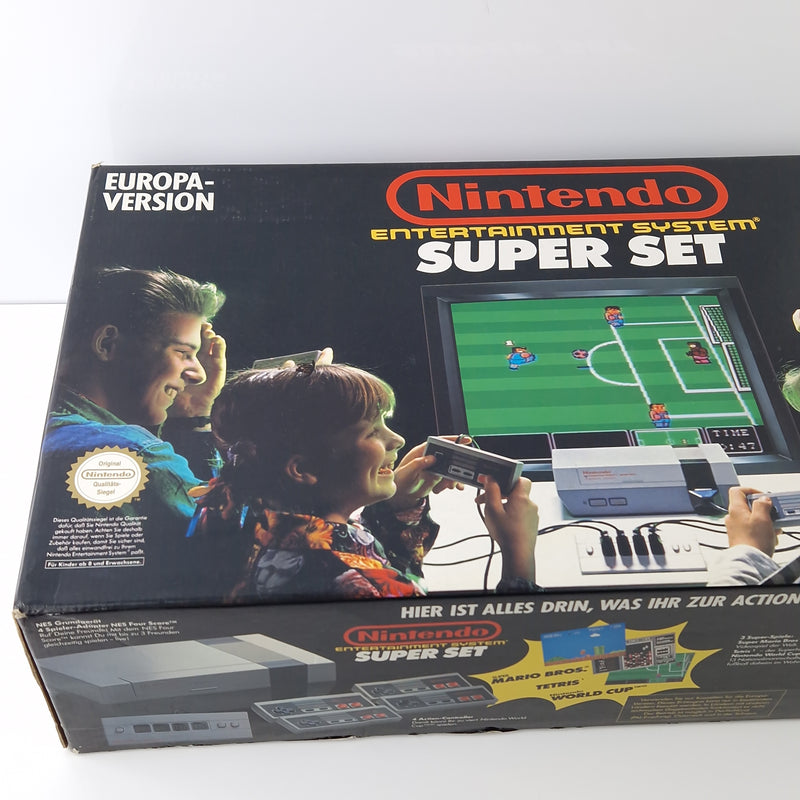 Nintendo NES Konsole : Super Set 4 Players Bundle OVP PAL Console unvollständig