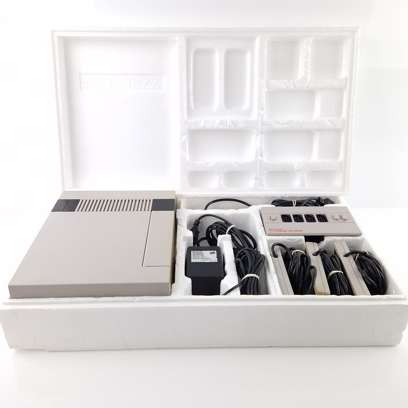 Nintendo NES Konsole : Super Set 4 Players Bundle OVP PAL Console unvollständig