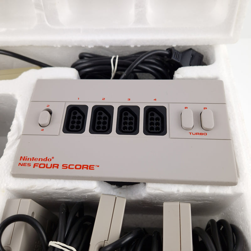 Nintendo NES Konsole : Super Set 4 Players Bundle OVP PAL Console unvollständig