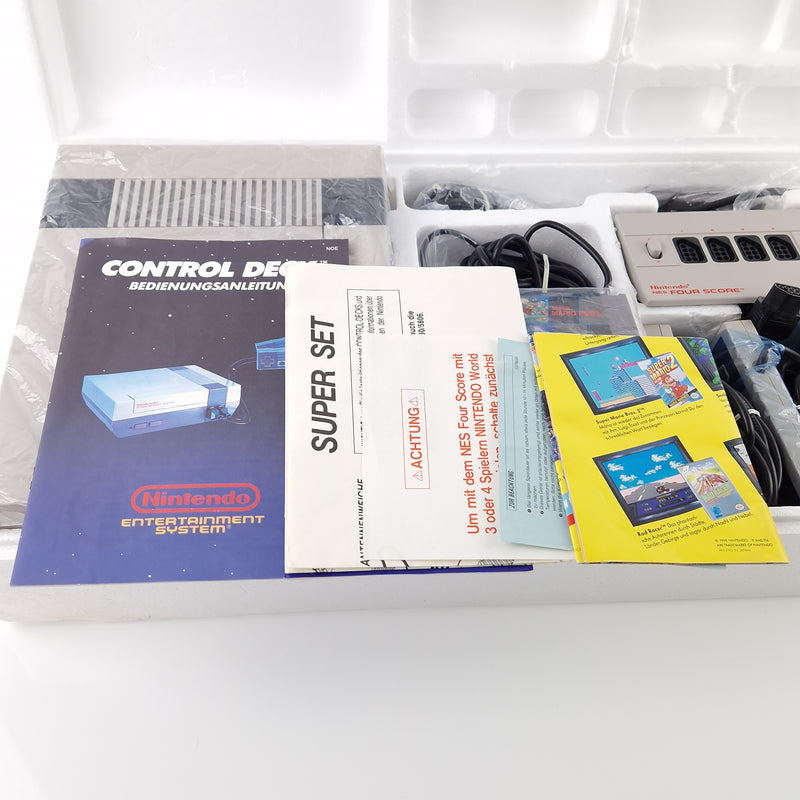 Nintendo NES Konsole : Super Set 4 Players Bundle - OVP PAL Console