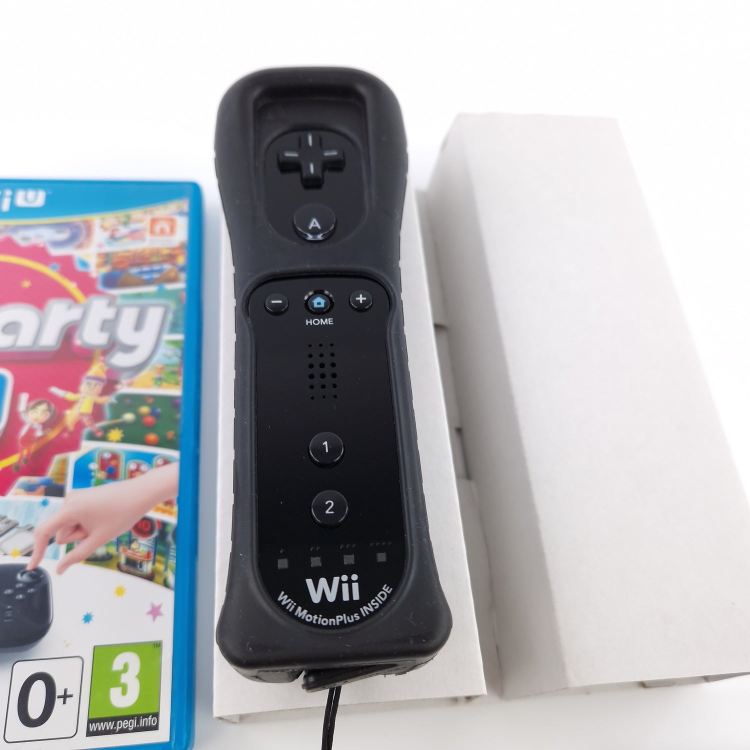 Nintendo Wii U Spiel : Wii Party U + Wii Remote Plus Black - große OVP PAK