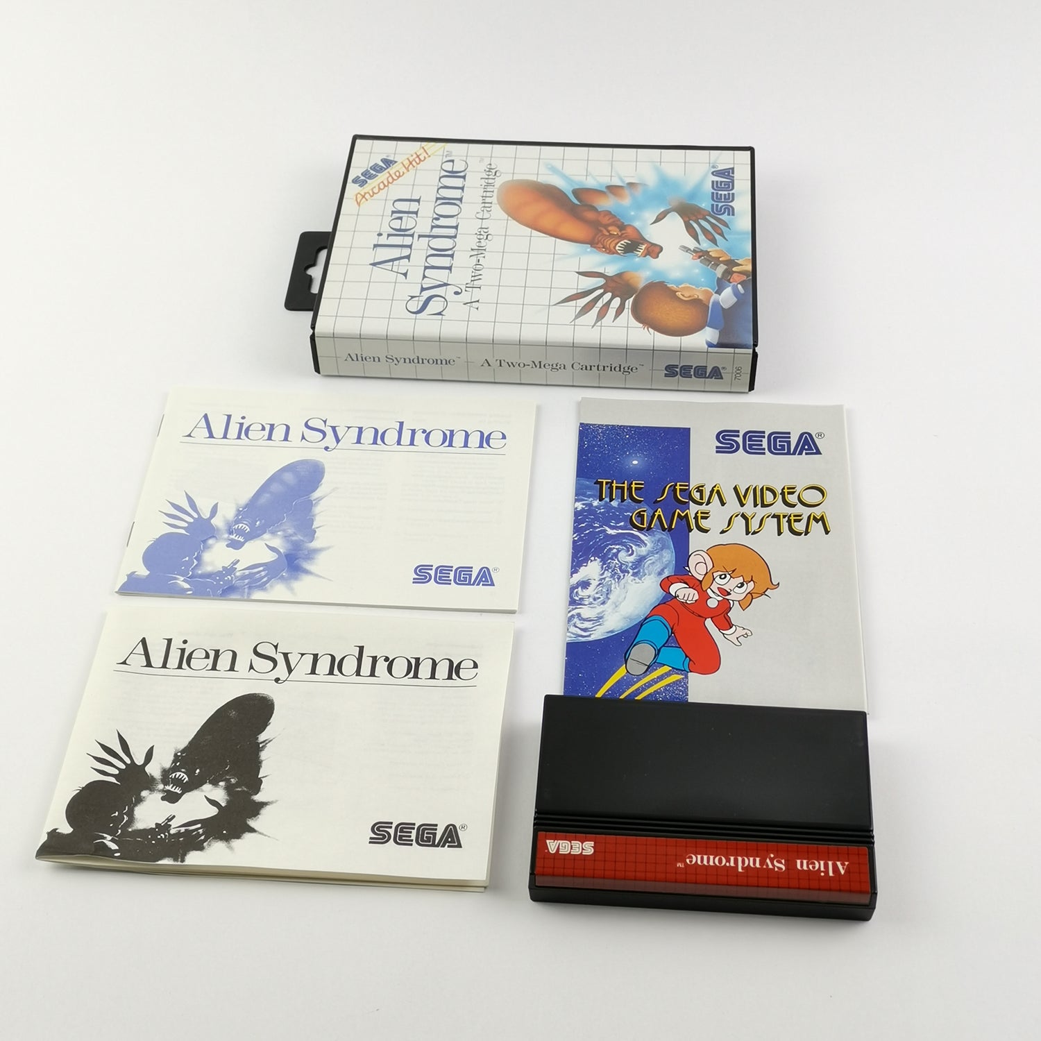 Sega Master System game: Alien Syndrome - original packaging & 2 instructions PAL MS cartridge